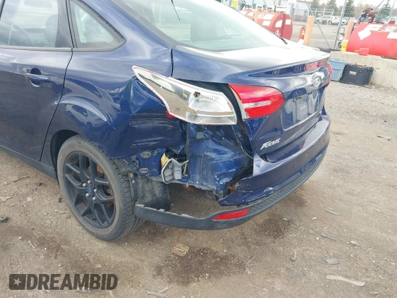 2016 Ford Focus SE with VIN 1FADP3F27GL254679, listed as a IAAI auction lot 41941314 with 72,609 mi miles. Bid and sale history available at carsss.com. Image 6.