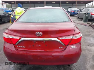 2015 Toyota Camry XLE with VIN 4T1BF1FK2FU982570, listed as a IAAI auction lot 41629755 with 245,224 mi miles. Bid and sale history available at carsss.com. Image 16.