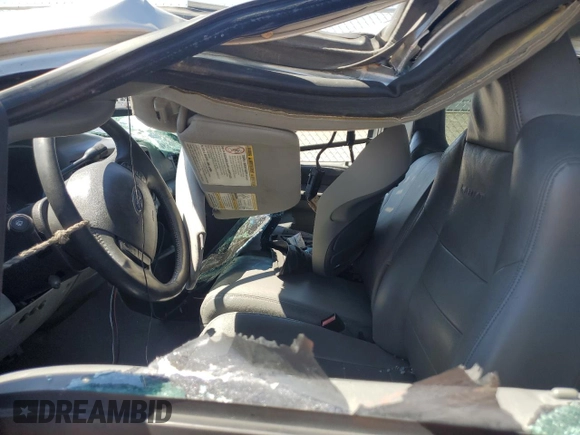 2005 Ford Excursion Special Serv z VIN 1FMSU41P95EC50830, wystawiony jako Copart lot #56156504 z przebiegiem Nie podano mil oraz Nie do naprawy • Non repairable. Historia ofert i sprzedaży dostępna na DreamBid. Obrazek 7.
