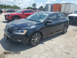 2015 Volkswagen Jetta SE z VIN 3VWD17AJ9FM415562, wystawiony jako Copart lot #58252664 z przebiegiem 120 280 mil mil oraz Szkoda całkowita • Salvage title. Historia ofert i sprzedaży dostępna na DreamBid. Obrazek 1.