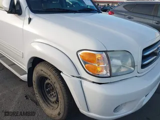 2002 Toyota Sequoia Limited with VIN 5TDZT38A72S112419, listed as a IAAI auction lot 41397980 with 115,947 mi miles. Bid and sale history available at carsss.com. Image 6.