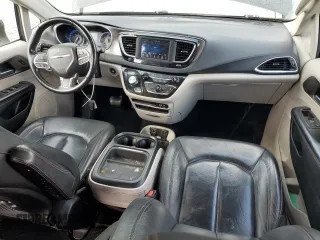 2020 Chrysler Pacifica Touring L with VIN 2C4RC1BG1LR284506, listed as a Copart auction lot 51513115 with 86,965 mi miles and Salvage title. Bid and sale history available at DreamBid. Image 8.