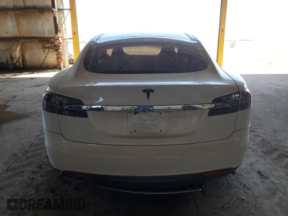 2013 Tesla Model S с VIN 5YJSA1DG5DFP03667, выставлен на аукционе Copart как лот 50607605 с пробегом 87 146 миль миль и Чистый • Clean title. История ставок и продаж доступна на DreamBid. Изображение 6.