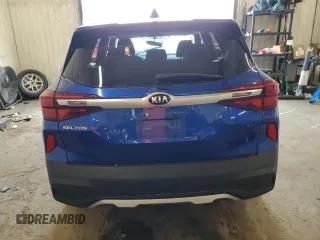 2021 Kia Seltos LX with VIN KNDEPCAA9M7130463, listed as a Copart auction lot 49376015 with 52,476 mi miles and Salvage Title. Bid and sale history available at carsss.com. Image 6.
