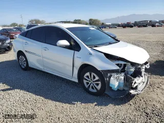 2018 Toyota Prius Two with VIN JTDKBRFU3J3063997, listed as a Copart auction lot 45792135 with 82,154 mi miles and Salvage Title. Bid and sale history available at carsss.com. Image 4.