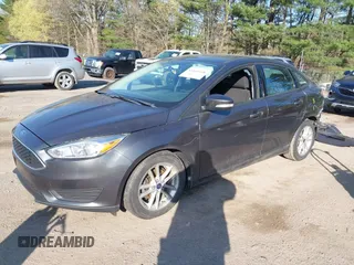 2016 Ford Focus SE с VIN 1FADP3F21GL274734, выставлен на аукционе IAAI как лот 42101168 с пробегом 98 404 миль миль и . История ставок и продаж доступна на DreamBid. Изображение 2.