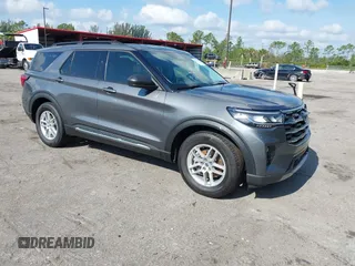 2025 Ford Explorer Active with VIN 1FMUK7DH7SGA49643, listed as a IAAI auction lot 42211739 with 821 mi miles and . Bid and sale history available at DreamBid. Image 1.