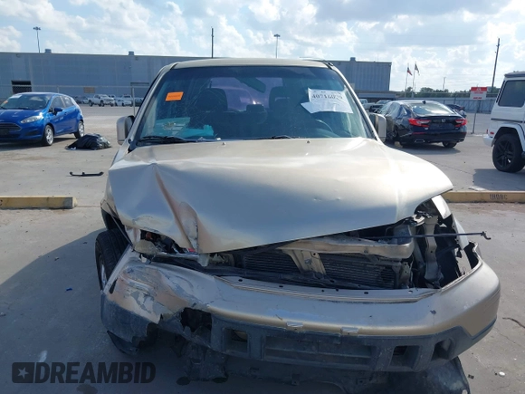 2000 Honda CR-V SE with VIN JHLRD1873YC039813, listed as a IAAI auction lot 40716079 with 214,067 mi miles. Bid and sale history available at carsss.com. Image 6.