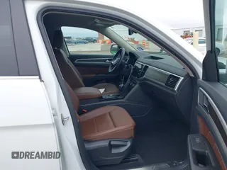 2023 Volkswagen Atlas SE с VIN 1V2WP2CA2PC527423, выставлен на аукционе IAAI как лот 41929349 с пробегом 33 884 миль миль и . История ставок и продаж доступна на DreamBid. Изображение 5.