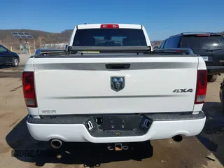 2014 Ram 1500 Express z VIN 1C6RR7FT3ES192539, wystawiony jako IAAI lot #41760162 z przebiegiem 107 098 mil mil oraz . Historia ofert i sprzedaży dostępna na DreamBid. Obrazek 16.