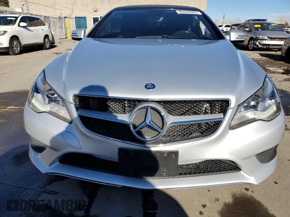 2015 Mercedes-Benz E 400 with VIN WDDKK6FF7FF300518, listed as a Copart auction lot 85859404 with 50,010 mi miles and Salvage title. Bid and sale history available at DreamBid. Image 5.