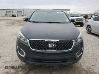 2017 Kia Sorento LX with VIN 5XYPG4A34HG331566, listed as a Copart auction lot 85127704 with 160,203 mi miles and Salvage Title. Bid and sale history available at carsss.com. Image 5.