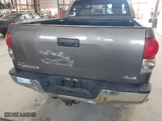 2007 Toyota Tundra SR5 with VIN 5TFBT54137X006800, listed as a IAAI auction lot 42061641 with 186,139 mi miles. Bid and sale history available at carsss.com. Image 16.