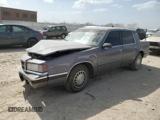 1993 Dodge Dynasty z VIN 1B3XC4638PD195963, wystawiony jako Copart lot #49120625 z przebiegiem 86 825 mil mil oraz Szkoda całkowita • Salvage title. Historia ofert i sprzedaży dostępna na DreamBid. Obrazek 1.