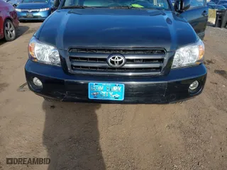 2006 Toyota Highlander w/3rd Row with VIN JTEDP21A260108852, listed as a IAAI auction lot 41847057 with 217,431 mi miles. Bid and sale history available at carsss.com. Image 6.