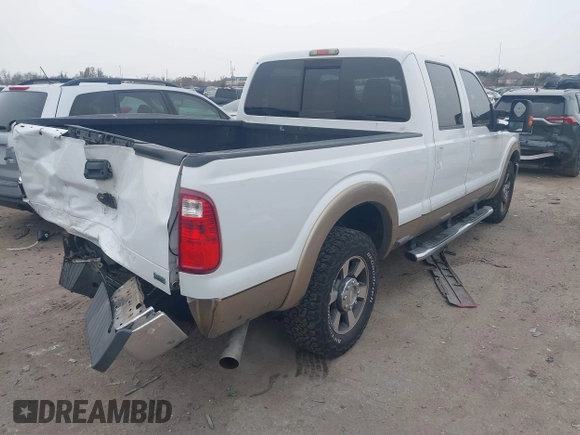 2011 Ford F-250 XL with VIN 1FT7W2A6XBEA06468, listed as a IAAI auction lot 41295895 with 233,052 mi miles and . Bid and sale history available at carsss.com. Image 4.