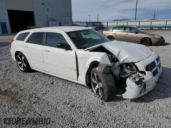 2006 Dodge Magnum with VIN 2D4FV47T06H275992, listed as a Copart auction lot 49796945 with Not Provided miles and Salvage Title. Bid and sale history available at carsss.com. Image 4.