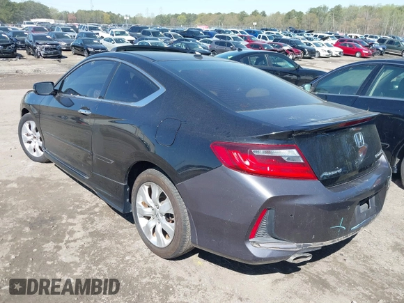 2016 Honda Accord Touring with VIN 1HGCT2B0XGA000686, listed as a IAAI auction lot 41888593 with 174,934 mi miles and . Bid and sale history available at DreamBid. Image 3.