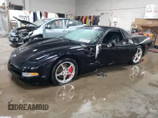 2000 Chevrolet Corvette with VIN 1G1YY22G2Y5126935, listed as a Copart auction lot 42137715 with 82,022 mi miles and Salvage Title. Bid and sale history available at carsss.com. Image 1.