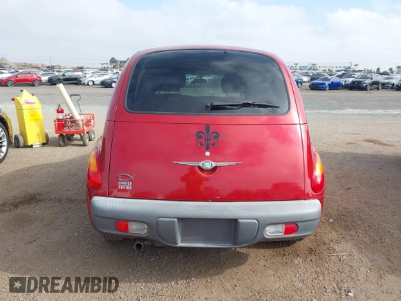2002 Chrysler PT Cruiser Limited with VIN 3C8FY68B82T301082, listed as a IAAI auction lot 42021890 with Not Provided miles. Bid and sale history available at carsss.com. Image 15.