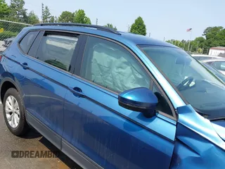 2019 Volkswagen Tiguan S с VIN 3VV1B7AX0KM122040, выставлен на аукционе IAAI как лот 42389559 с пробегом 53 122 миль миль и . История ставок и продаж доступна на DreamBid. Изображение 13.