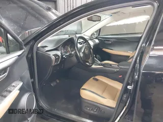 2017 Lexus NX 200t с VIN JTJBARBZ6H2123918, выставлен на аукционе IAAI как лот 42235686 с пробегом 105 926 миль миль и . История ставок и продаж доступна на DreamBid. Изображение 5.