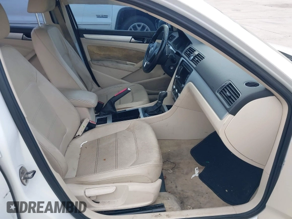 2012 Volkswagen Passat SE с VIN 1VWBH7A38CC028566, выставлен на аукционе IAAI как лот 41488709 с пробегом 140 197 миль миль и . История ставок и продаж доступна на DreamBid. Изображение 5.