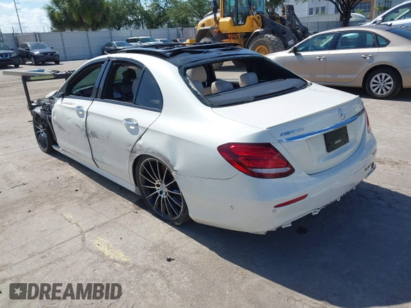 2019 Mercedes-Benz E 53 AMG with VIN WDDZF6BB4KA572666, listed as a IAAI auction lot 42500611 with Not provided miles and . Bid and sale history available at DreamBid. Image 3.
