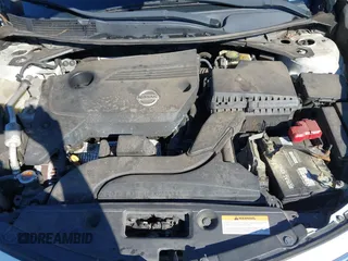 2015 Nissan Altima 2.5 S with VIN 1N4AL3AP4FN868500, listed as a IAAI auction lot 41497837 with 213,417 mi miles. Bid and sale history available at carsss.com. Image 10.