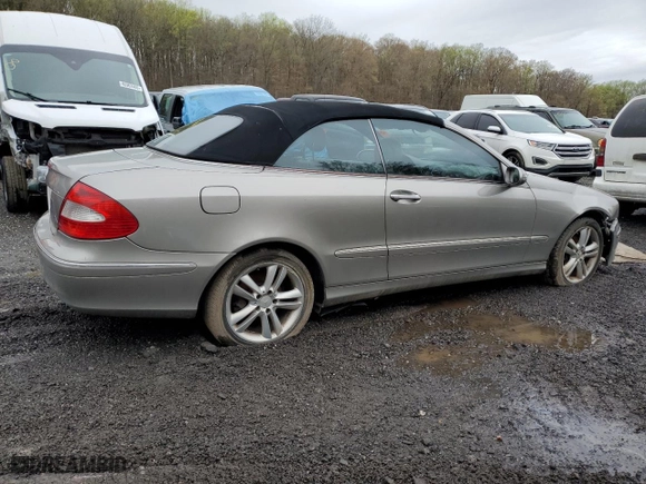 2008 Mercedes-Benz CLK-Class 3.5L with VIN WDBTK56F38T090771, listed as a Copart auction lot 51752535 with 0 mi miles and Salvage Title. Bid and sale history available at carsss.com. Image 3.