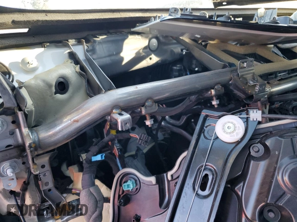 2023 BMW 4 Series 430i xDrive with VIN WBA73AV09PFP14511, listed as a Copart auction lot 89135135 with Not provided miles and Salvage title. Bid and sale history available at DreamBid. Image 9.