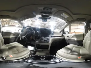 2019 Toyota Sienna XLE Auto Access Seat with VIN 5TDYZ3DC9KS011402, listed as a IAAI auction lot 41597111 with 127,466 mi miles. Bid and sale history available at carsss.com. Image 19.