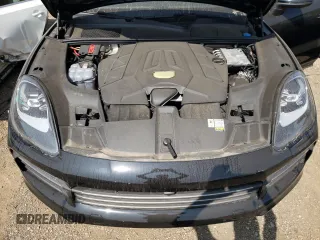 2023 Porsche Cayenne with VIN WP1BA2AY1PDA27313, listed as a Copart auction lot 67981064 with 8,244 mi miles and Salvage title. Bid and sale history available at DreamBid. Image 11.