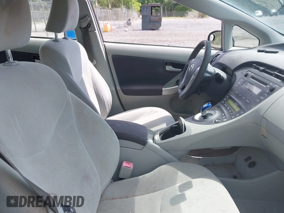 2011 Toyota Prius I with VIN JTDKN3DU0B0269322, listed as a IAAI auction lot 42199070 with 151,675 mi miles and . Bid and sale history available at DreamBid. Image 5.