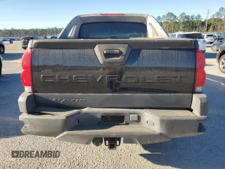 2005 Chevrolet Avalanche LS z VIN 3GNEC12Z85G181745, wystawiony jako Copart lot #49137995 z przebiegiem 201 187 mil mil oraz Szkoda całkowita • Salvage title. Historia ofert i sprzedaży dostępna na DreamBid. Obrazek 6.