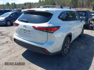2023 Toyota Highlander L with VIN 5TDKDRBHXPS044812, listed as a IAAI auction lot 42026730 with 27,591 mi miles and . Bid and sale history available at DreamBid. Image 4.