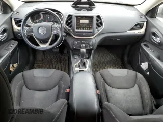 2016 Jeep Cherokee Latitude z VIN 1C4PJMCS1GW345884, wystawiony jako Copart lot #58231145 z przebiegiem 167 830 mil mil oraz Czysty tytuł • Clean title. Historia ofert i sprzedaży dostępna na DreamBid. Obrazek 8.