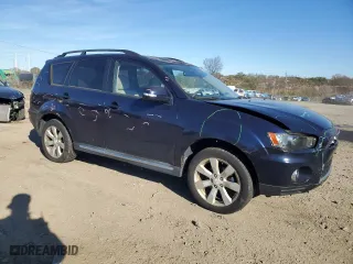 2010 Mitsubishi Outlander XLS with VIN JA4JT4AX2AZ003648, listed as a Copart auction lot 80018994 with 135,872 mi miles and Salvage Title. Bid and sale history available at carsss.com. Image 4.