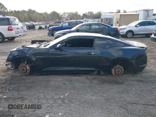 2019 Chevrolet Camaro 1SS with VIN 1G1FE1R70K0119793, listed as a IAAI auction lot 40948144 with 109,201 mi miles. Bid and sale history available at carsss.com. Image 15.
