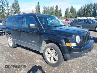 2013 Jeep Patriot Limited z VIN 1C4NJRCB5DD129211, wystawiony jako IAAI lot #41885879 z przebiegiem 125 060 mil mil oraz . Historia ofert i sprzedaży dostępna na DreamBid. Obrazek 1.