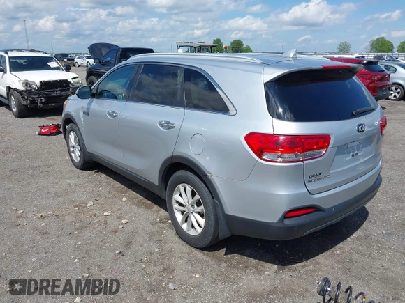 2017 Kia Sorento LX with VIN 5XYPG4A37HG243532, listed as a IAAI auction lot 42088741 with 171,350 mi miles. Bid and sale history available at carsss.com. Image 3.
