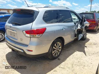 2015 Nissan Pathfinder SL z VIN 5N1AR2MM6FC668911, wystawiony jako IAAI lot #42344670 z przebiegiem 70 204 mil mil oraz . Historia ofert i sprzedaży dostępna na DreamBid. Obrazek 4.
