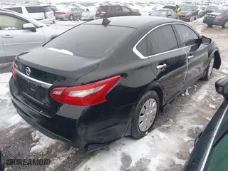 2018 Nissan Altima 2.5 SL with VIN 1N4AL3APXJC106616, listed as a IAAI auction lot 41468070 with 168,735 mi miles. Bid and sale history available at carsss.com. Image 4.