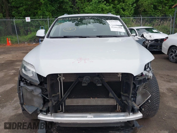 2015 Audi Q7 Premium Plus с VIN WA1LGAFE7FD027337, выставлен на аукционе IAAI как лот 42182400 с пробегом 82 269 миль миль и . История ставок и продаж доступна на DreamBid. Изображение 13.