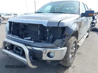 2013 Ford F-150 XL z VIN 1FTFW1EF8DKE23561, wystawiony jako IAAI lot #41747119 z przebiegiem 182 398 mil mil oraz . Historia ofert i sprzedaży dostępna na DreamBid. Obrazek 6.