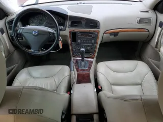 2005 Volvo S60 with VIN YV1RS592452437539, listed as a Copart auction lot 42298475 with 175,005 mi miles and Salvage Title. Bid and sale history available at carsss.com. Image 8.