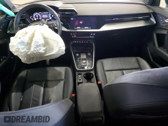 2022 Audi A3 Premium Plus z VIN WAUHUDGY5NA092795, wystawiony jako Copart lot #49279285 z przebiegiem 33 538 mil mil oraz Szkoda całkowita • Salvage title. Historia ofert i sprzedaży dostępna na DreamBid. Obrazek 8.