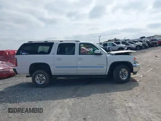 2005 GMC Yukon XL SLT with VIN 3GKGK26GX5G100493, listed as a IAAI auction lot 40961026 with 1 mi miles. Bid and sale history available at carsss.com. Image 13.