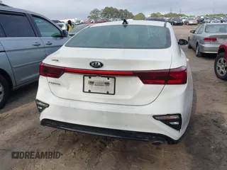 2019 Kia Forte LXS with VIN 3KPF24AD3KE053394, listed as a IAAI auction lot 41960505 with 90,406 mi miles. Bid and sale history available at carsss.com. Image 16.