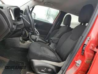 2017 Jeep Renegade Altitude z VIN ZACCJBBB5HPF36291, wystawiony jako Copart lot #51843185 z przebiegiem 53 200 mil mil oraz Szkoda całkowita • Salvage title. Historia ofert i sprzedaży dostępna na DreamBid. Obrazek 7.